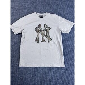 New Era New York Yankees White‎ Logo Men's or women's Cotton T-Shirt Size L